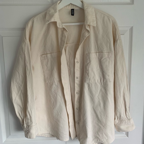 H&M Divded Corduroy Button Up Size XS - Picture 1 of 5